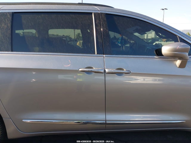 Chrysler 2017 2017 2C4RC1BGXHR591194 Image 14