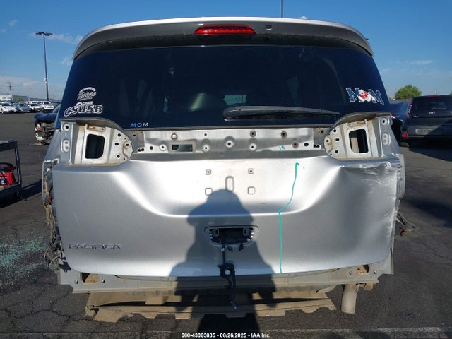 Chrysler 2017 2017 2C4RC1BGXHR591194 Image 17