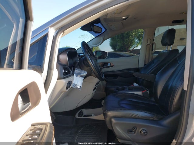 Chrysler 2017 2017 2C4RC1BGXHR591194 Image 5