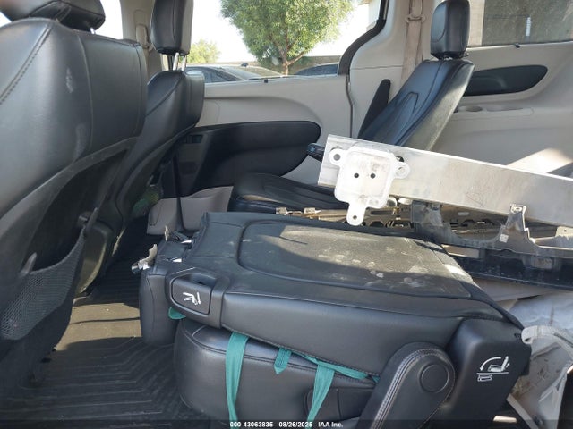Chrysler 2017 2017 2C4RC1BGXHR591194 Image 8