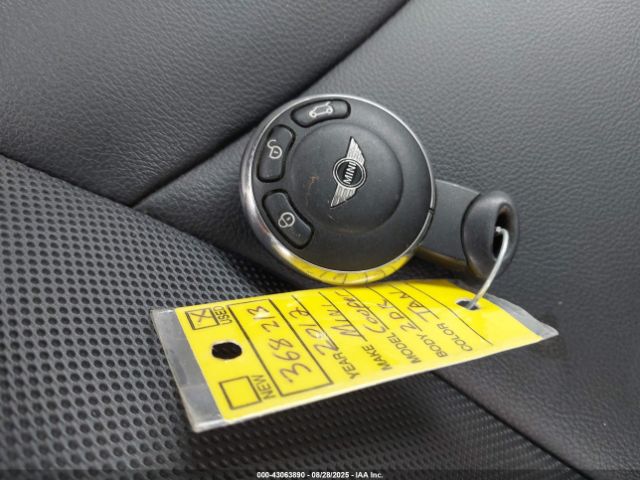 2012 MINI COOPER WMWSU3C55CT368213 Photo 10