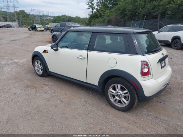 2012 MINI COOPER WMWSU3C55CT368213 Photo 2