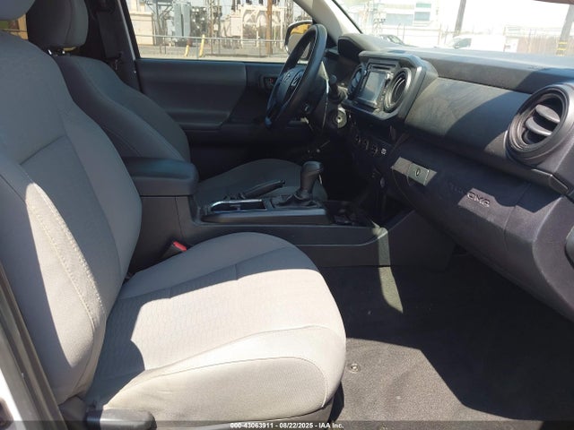 5TFRX5GN3JX116920 Toyota 2tr-fe