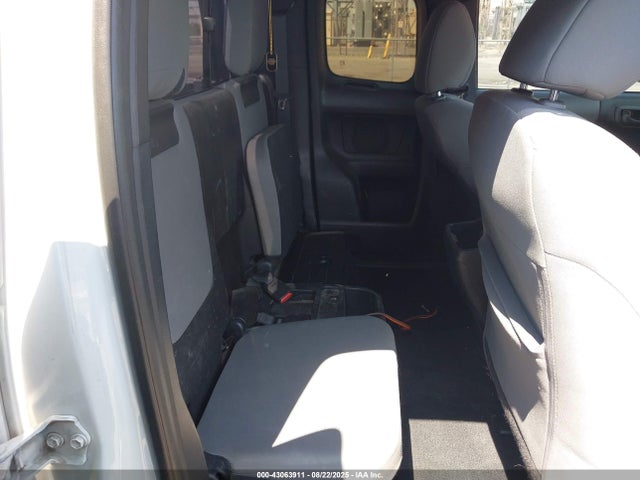 5TFRX5GN3JX116920 Toyota 2tr-fe