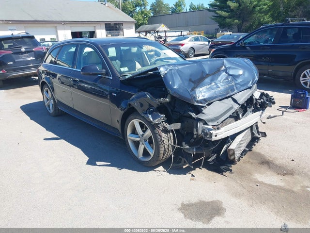 2012 AUDI A4 WAUWFAFLXCA059584 Photo 0