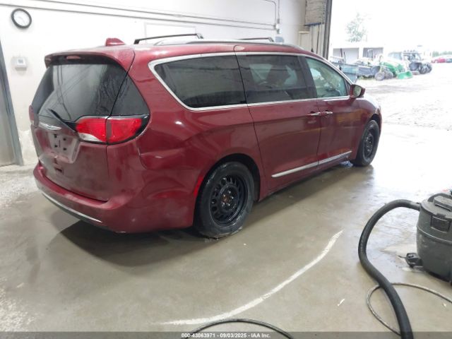 2018 CHRYSLER PACIFICA 2C4RC1BG7JR101008 Photo 3