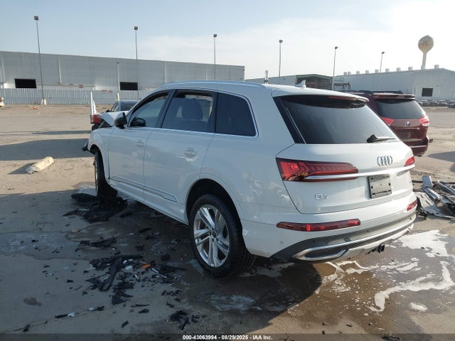 2023 AUDI Q7 WA1ACBF77PD002515 Photo 2