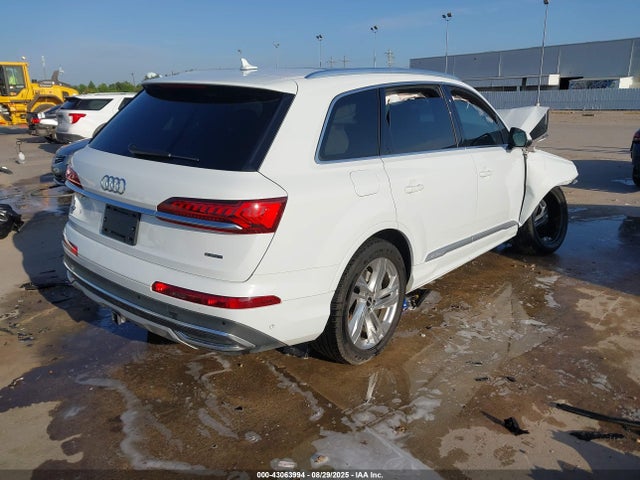 2023 AUDI Q7 WA1ACBF77PD002515 Photo 3
