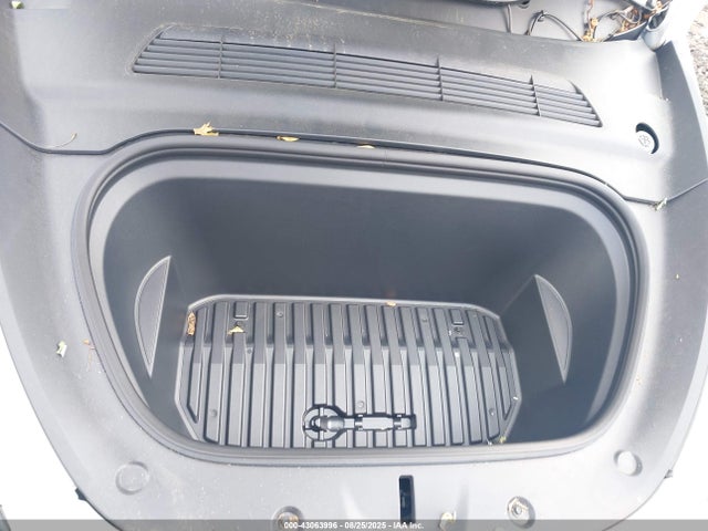 2023 TESLA MODEL Y 7SAYGDEF3PF697374 Photo 9