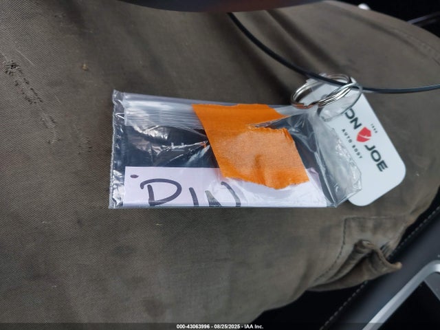 2023 TESLA MODEL Y 7SAYGDEF3PF697374 Photo 10