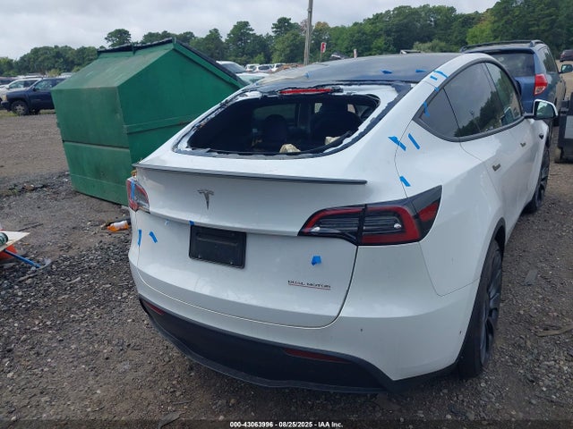 2023 TESLA MODEL Y 7SAYGDEF3PF697374 Photo 5