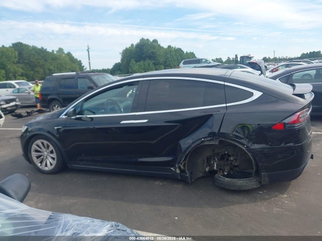 5YJXCBE20HF034559 Tesla MODEL X