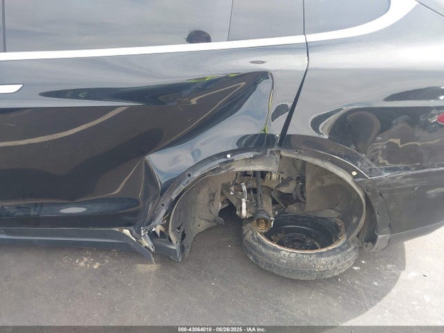 2017 TESLA MODEL X 5YJXCBE20HF034559 Photo 5