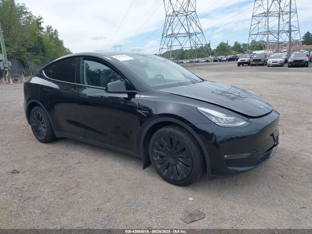 2021 TESLA MODEL Y 5YJYGDEE7MF293297 Photo 0