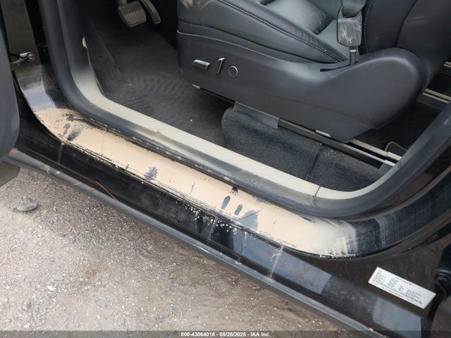 5YJYGDEE7MF293297 Tesla 2021