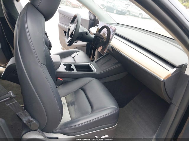 2021 TESLA MODEL Y 5YJYGDEE7MF293297 Photo 4
