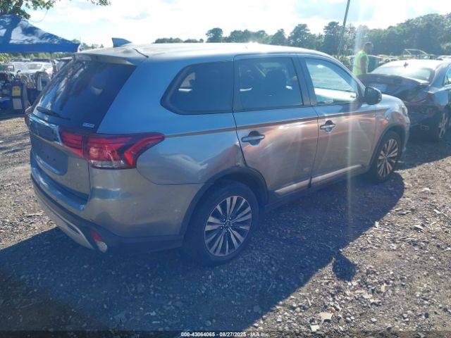 2020 MITSUBISHI OUTLANDER JA4AZ3A36LZ044714 Photo 3