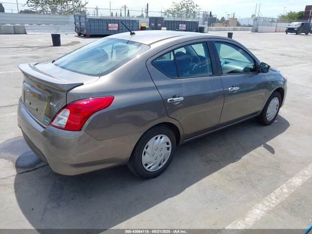 3N1CN7AP4FL928881 Nissan 2015
