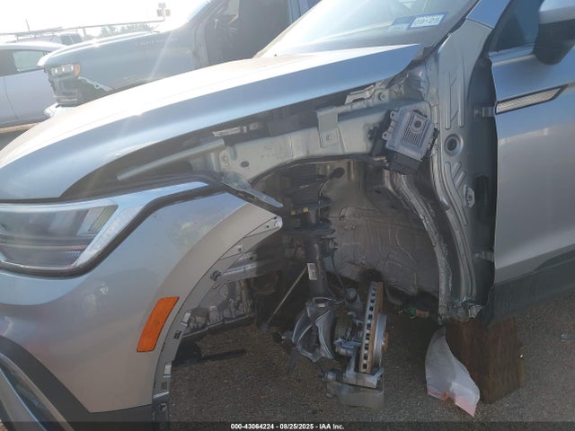 Volkswagen tsi 2023 3VVRB7AX7PM137094 Image 6