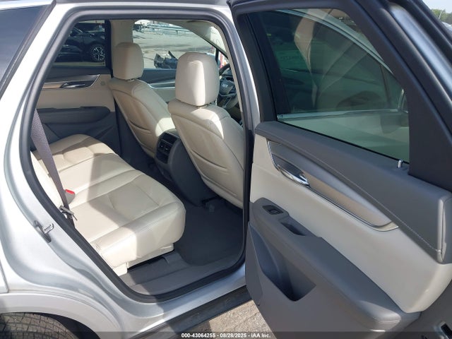 2017 CADILLAC XT5 1GYKNBRS1HZ159718 Photo 7