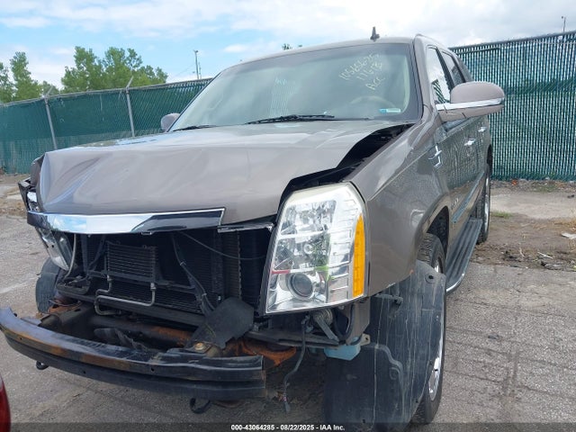Aukcja sprzedaży 2012 Cadillac Escalade Luxury, vin: 1GYS4BEF5CR116133, numer aukcji: 43064285