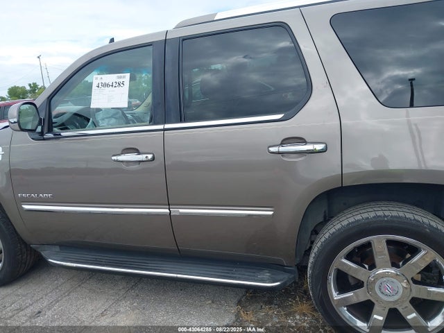 Aukcja sprzedaży 2012 Cadillac Escalade Luxury, vin: 1GYS4BEF5CR116133, numer aukcji: 43064285
