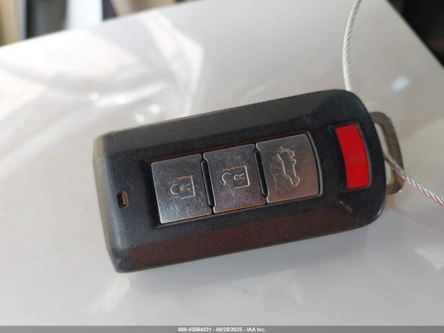 2016 MITSUBISHI OUTLANDER JA4AD3A38GZ019642 Photo 10