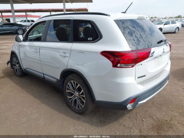 2016 MITSUBISHI OUTLANDER JA4AD3A38GZ019642 Photo 2