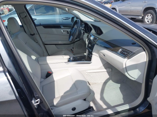 WDDHF5KB5EA855796 Mercedes-Benz E-Class