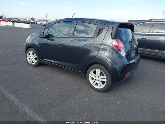 Chevrolet ll0 2015 KL8CB6S95FC812657 Image 3