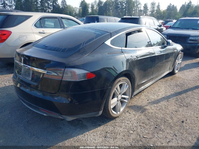 2015 TESLA MODEL S 5YJSA1S20FF087578 Photo 3