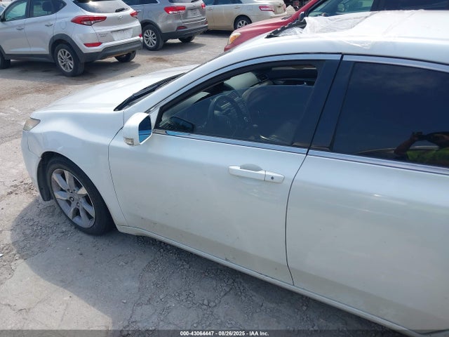 Acura j35z6 2014 19UUA8F21EA008648 Image 14