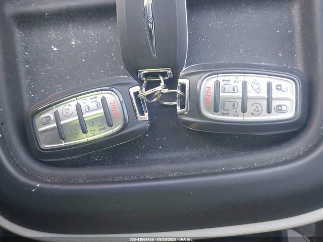 Chrysler Pacifica 2021 2C4RC1FG2MR515103 Image 11