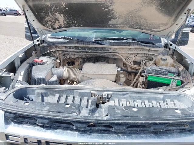 Chevrolet l8t 2023 1GC4YNE71PF124606 Image 9