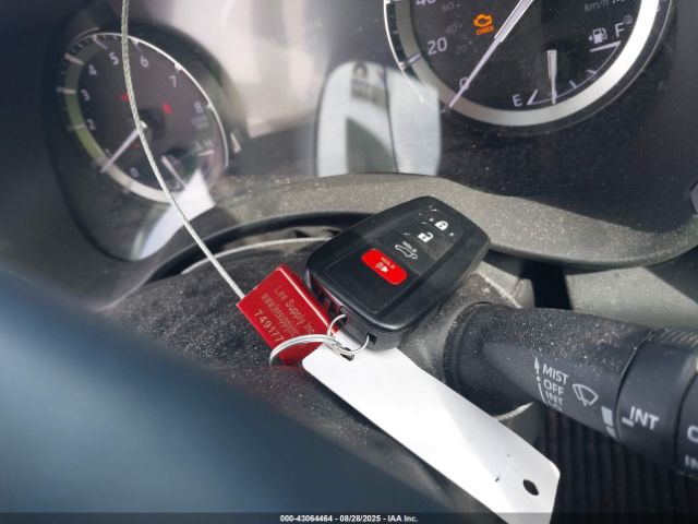 2022 TOYOTA HIGHLANDER 5TDGZRBH0NS196957 Photo 10