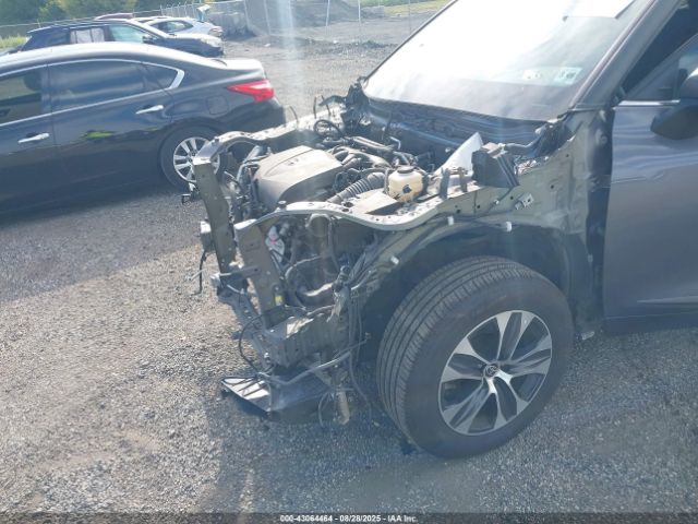 2022 TOYOTA HIGHLANDER 5TDGZRBH0NS196957 Photo 5