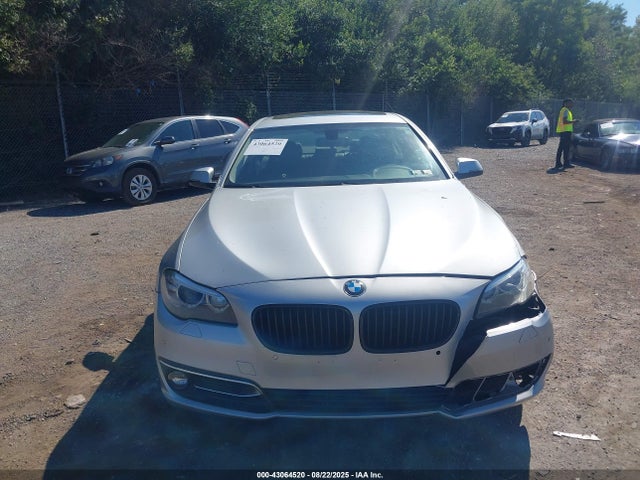 BMW 535i 2016 WBA5B3C55GG260479 Image 13