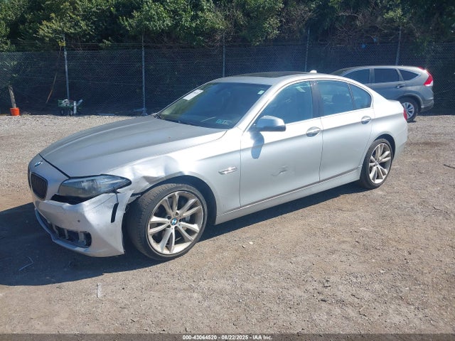 BMW 535i 2016 WBA5B3C55GG260479 Image 2