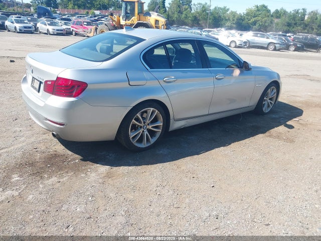 BMW 535i 2016 WBA5B3C55GG260479 Image 4