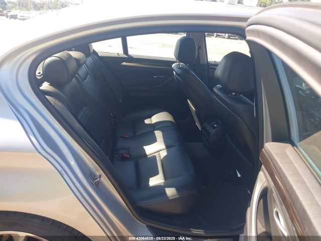 BMW 535i 2016 WBA5B3C55GG260479 Image 8