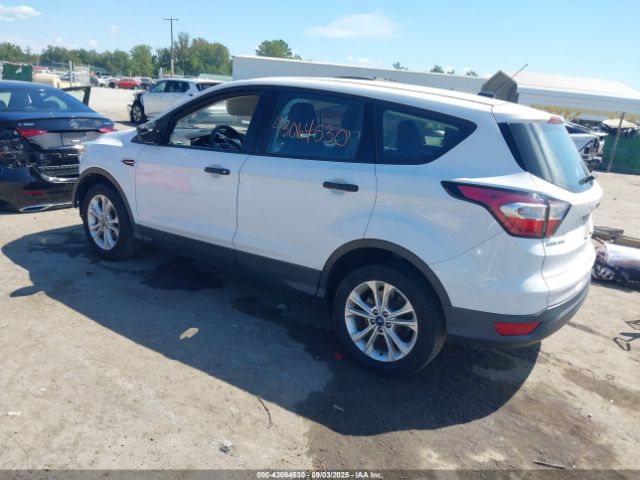 2017 FORD ESCAPE 1FMCU0F70HUF02903 Photo 2