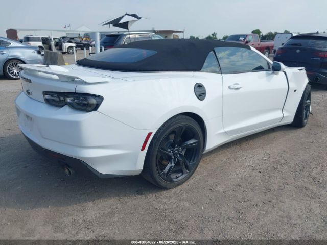 2021 CHEVROLET CAMARO 1G1FB3DX9M0112937 Photo 3