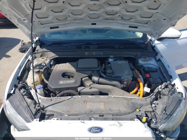 3FA6P0LUXKR272164 Ford 2019