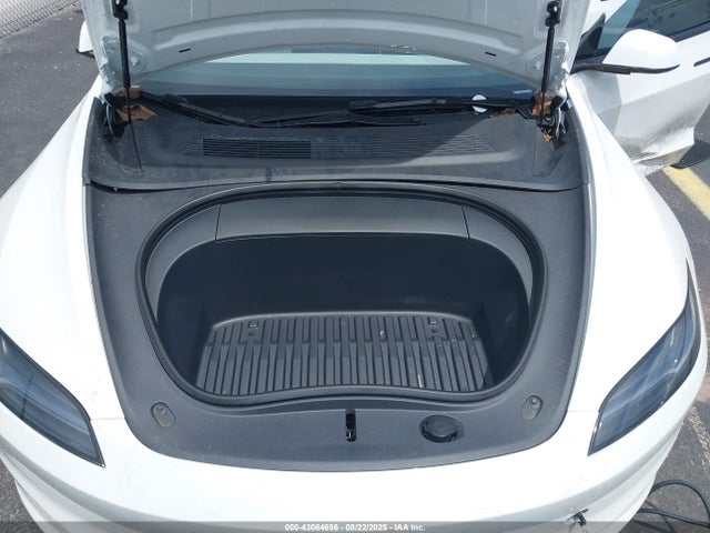 Tesla MODEL 3 2024 5YJ3E1EB4RF811040 Image 10