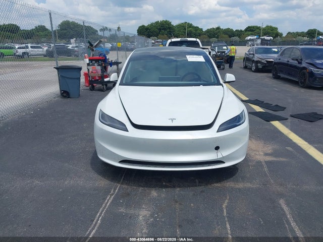 Tesla MODEL 3 2024 5YJ3E1EB4RF811040 Image 11