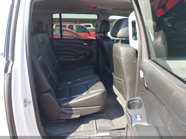 43064700 :رقم المزاد ، 1GNSKHKC6HR170600 vin ، 2017 Chevrolet Suburban Lt مزاد بيع