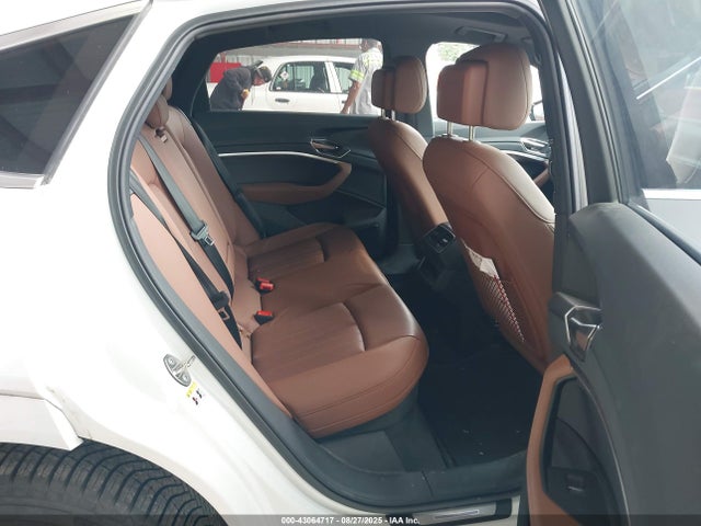 2024 AUDI Q8 E-TRON WA1CAAGE2RB024796 Photo 7