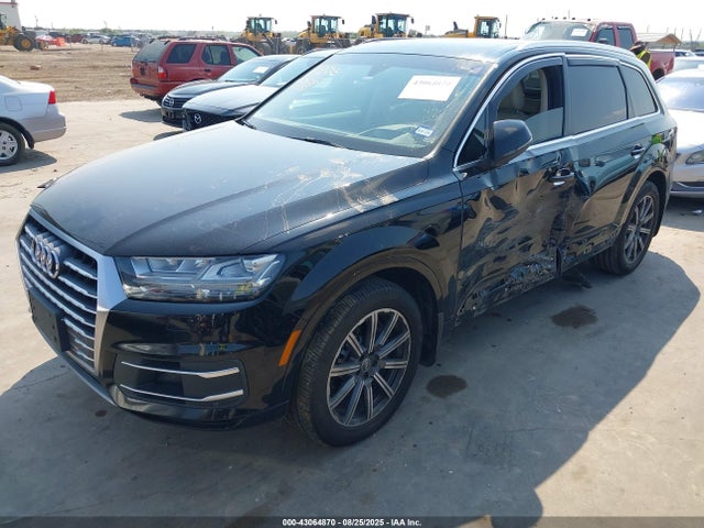 2017 AUDI Q7 WA1VAAF77HD025652 Photo 1