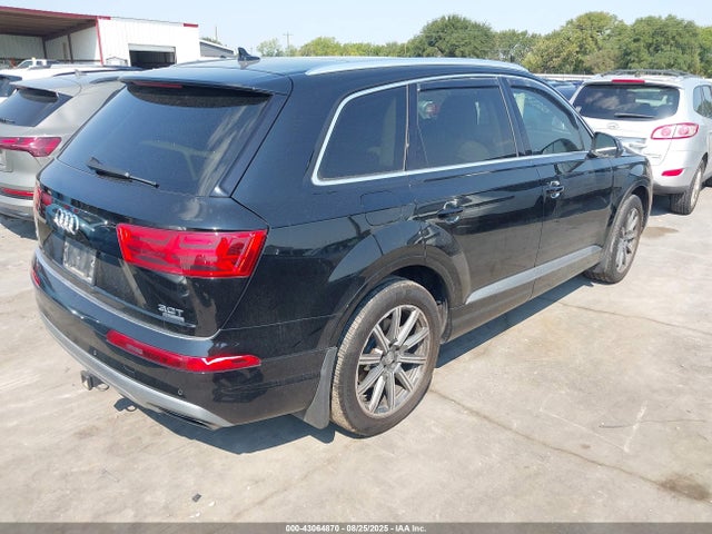 2017 AUDI Q7 WA1VAAF77HD025652 Photo 3