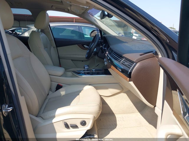 2017 AUDI Q7 WA1VAAF77HD025652 Photo 4
